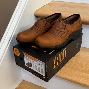 ARIAT Safety Steel toe dressy leather clogs work shoes Size 7.5 brown camel